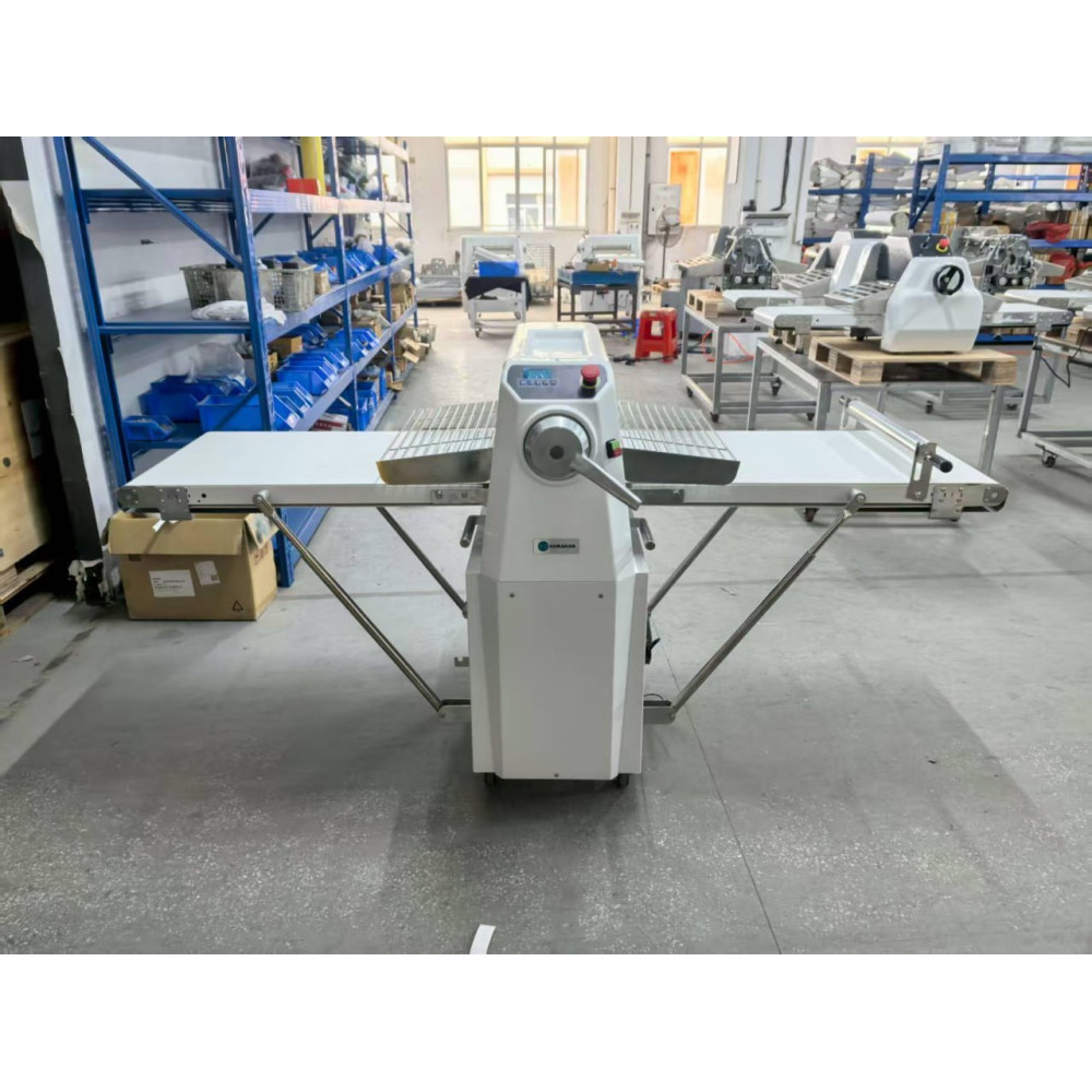 Тісторозкатка напольна HURAKAN HKN-DRF520