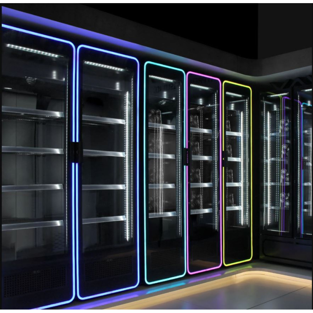 Холодильна шафа для напоїв GGM Gastro GKE550LED